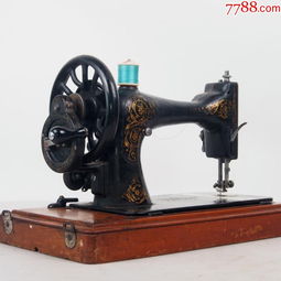 稀有18 2年英国工业风古董胜家singer手摇缝纫机带箱 古董影像器材收藏